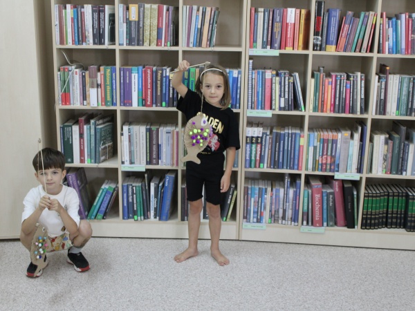 "Letnie spotkania w bibliotece" - 2026.07.20-2026.07.24 - Biblioteka Multimedialna "Czytnik"
